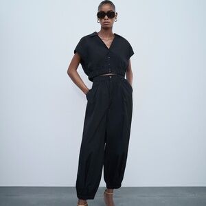 ZARA crop shirt elastic west black button up size M